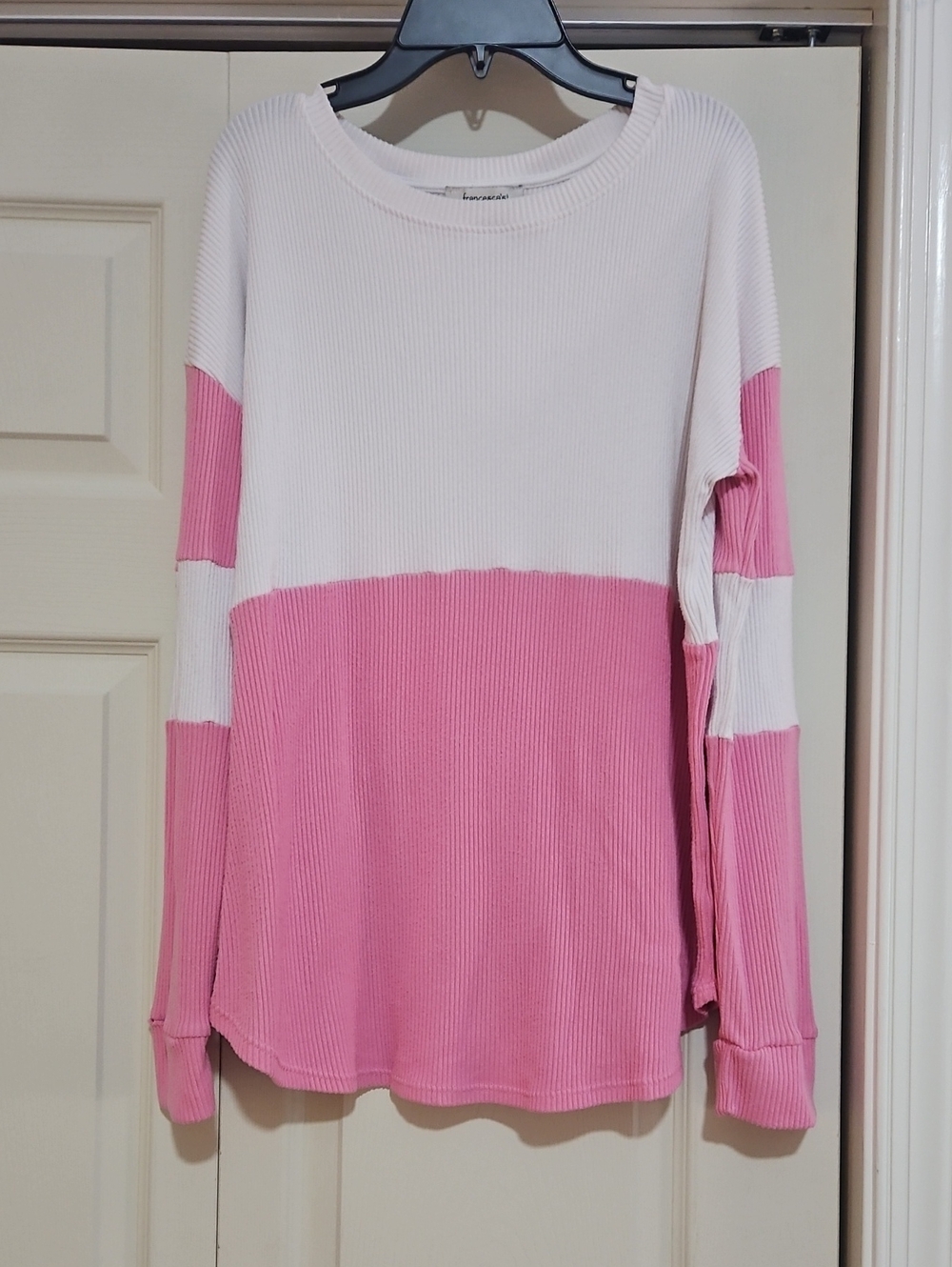 Francesca's Collections Pink and Cream Colorblock Ribbed Sweater